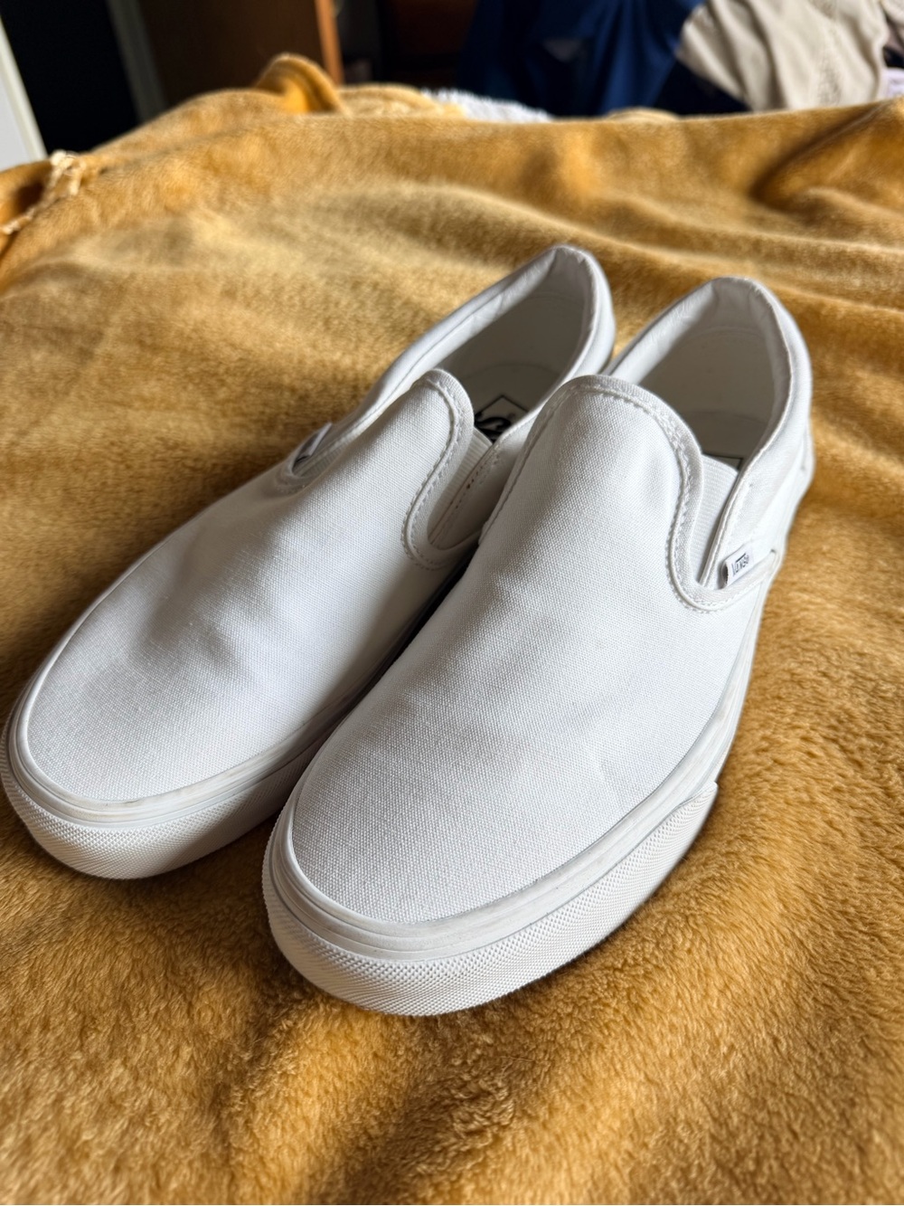 Vans White Canvas Classic Slip-On Shoes EUC | Men 8.5 Women 10